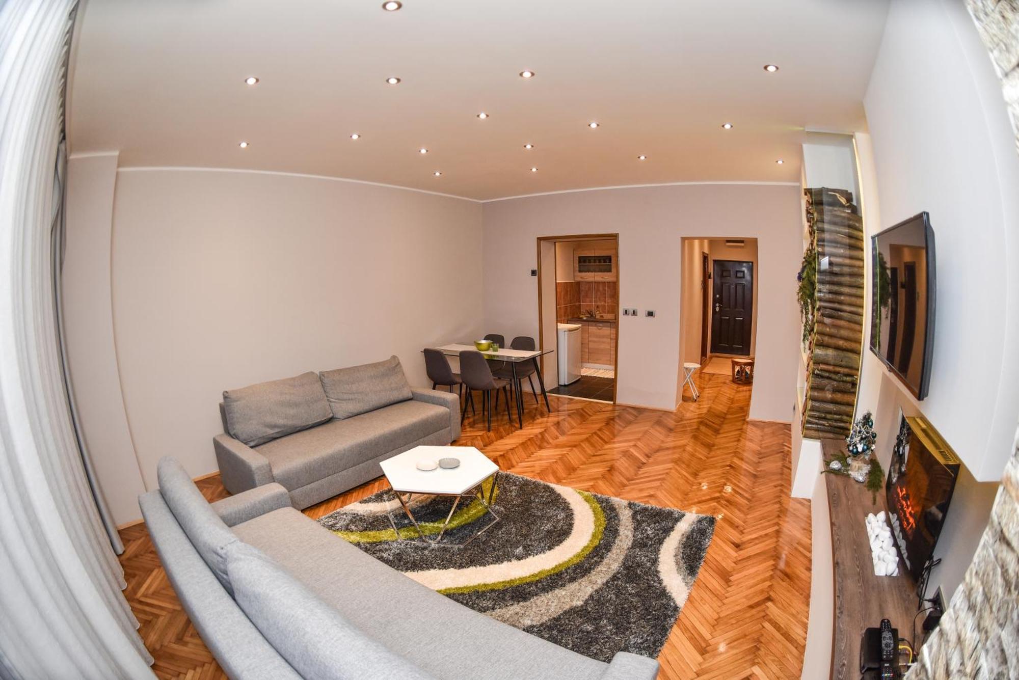 Chimney Modern Apartment ノヴィ・サド エクステリア 写真