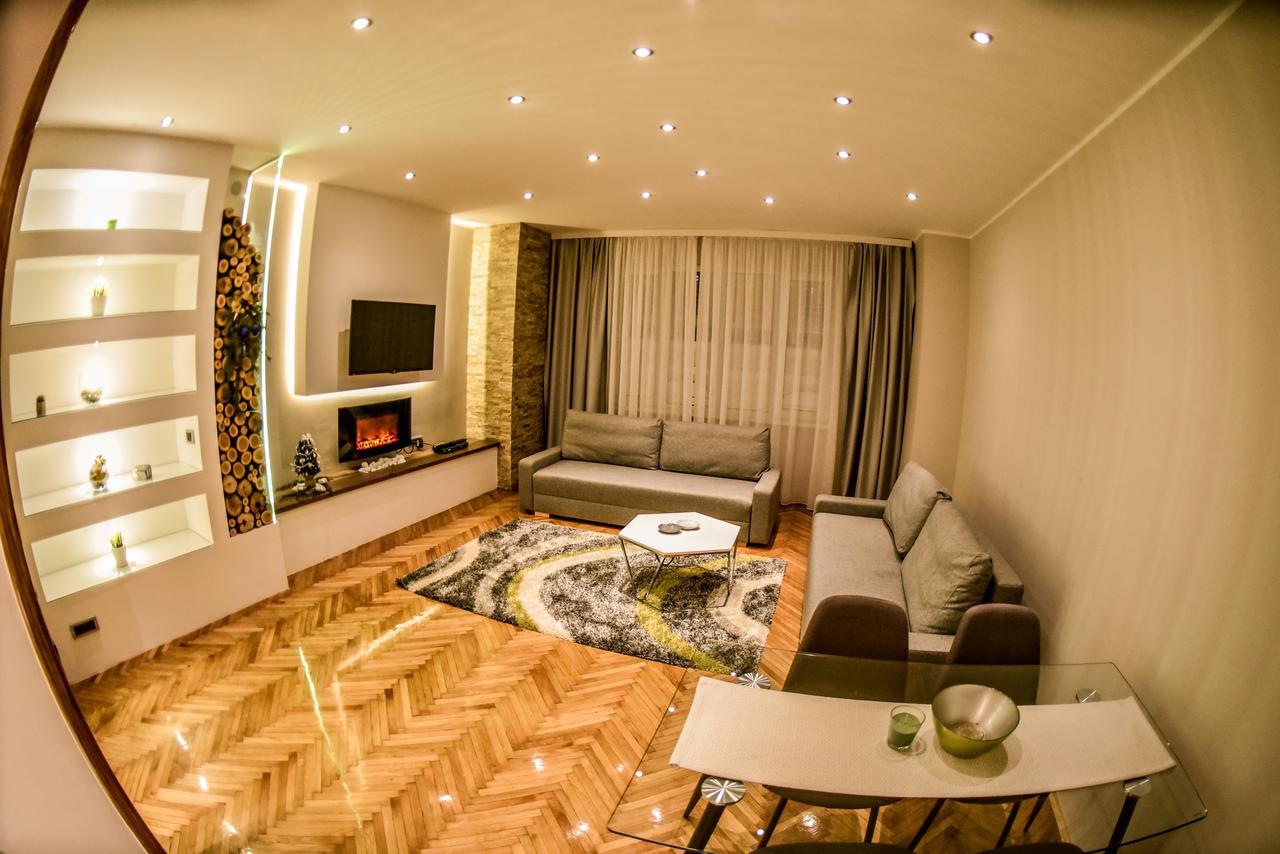 Chimney Modern Apartment ノヴィ・サド エクステリア 写真