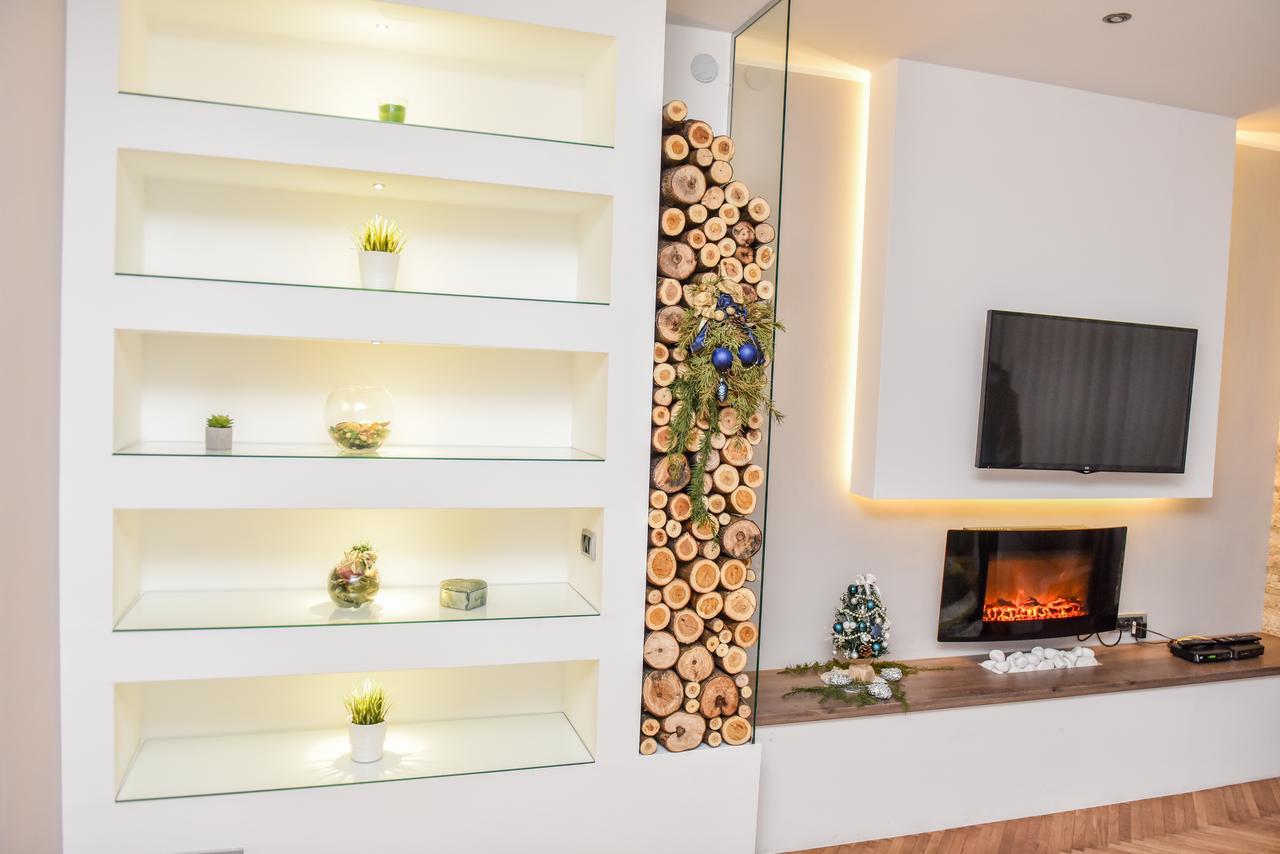 Chimney Modern Apartment ノヴィ・サド エクステリア 写真